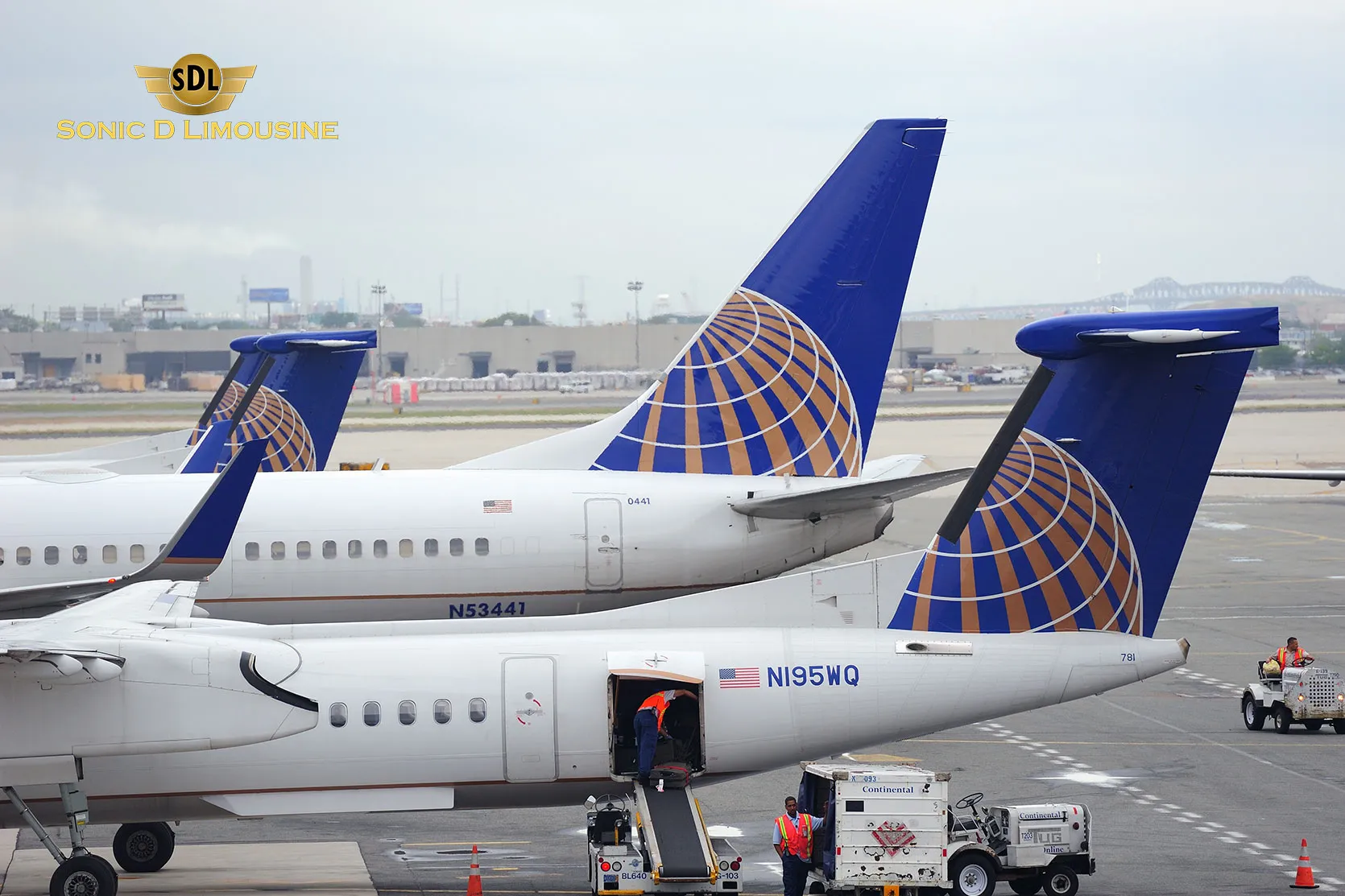 Sonic D Limo TopRated Airport Transfer LaGuardia Airport LGA to EWR